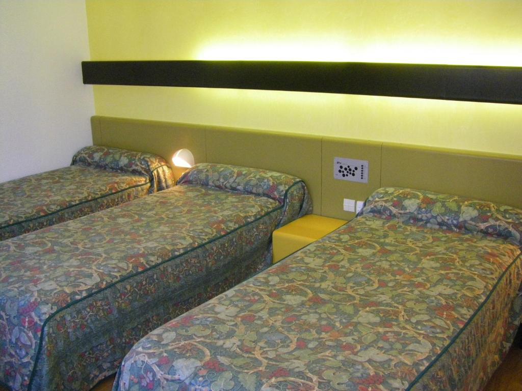 Hotel Urbain V 망드 객실 사진