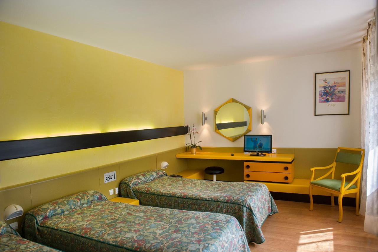 Hotel Urbain V 망드 객실 사진